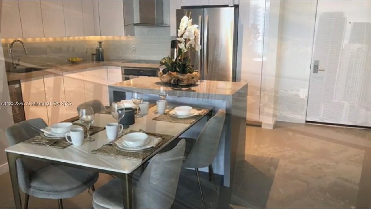 CANVAS CONDO - Residential Lease