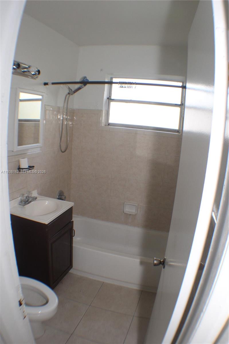 TUSKEGEE PARK - Residential Lease