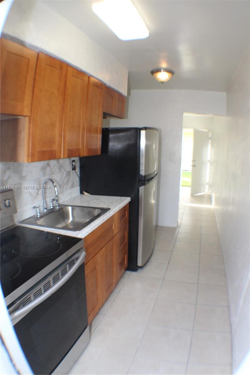 TUSKEGEE PARK - Residential Lease