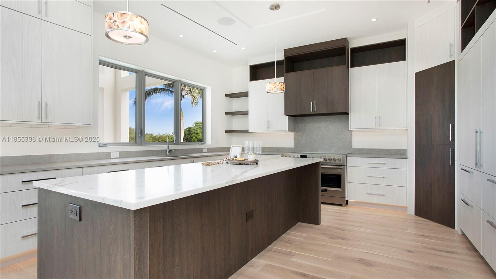 BROOKSIDE - Residential