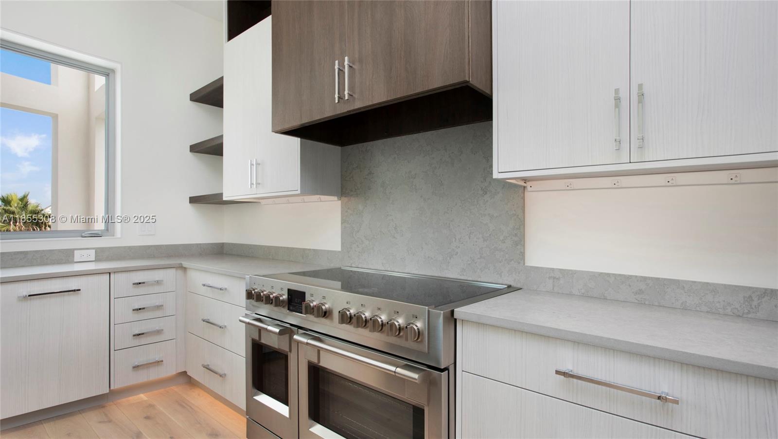 BROOKSIDE - Residential