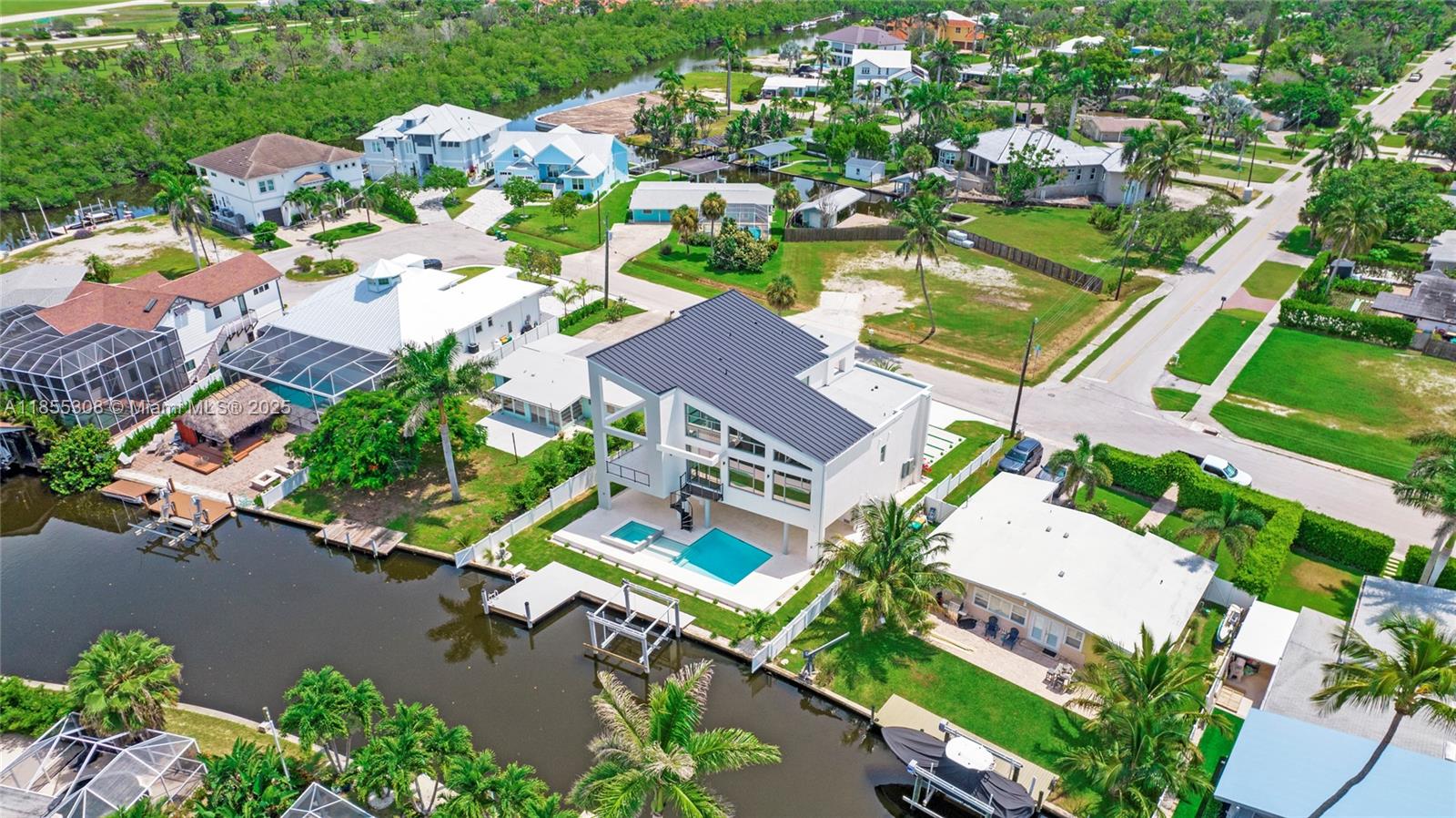 BROOKSIDE - Residential