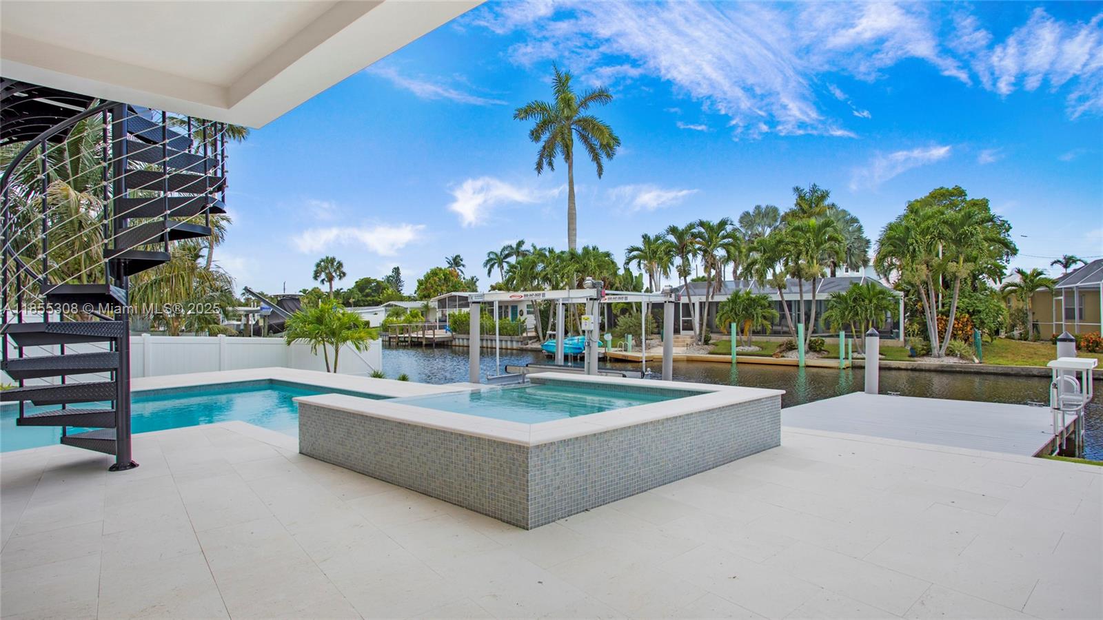 BROOKSIDE - Residential