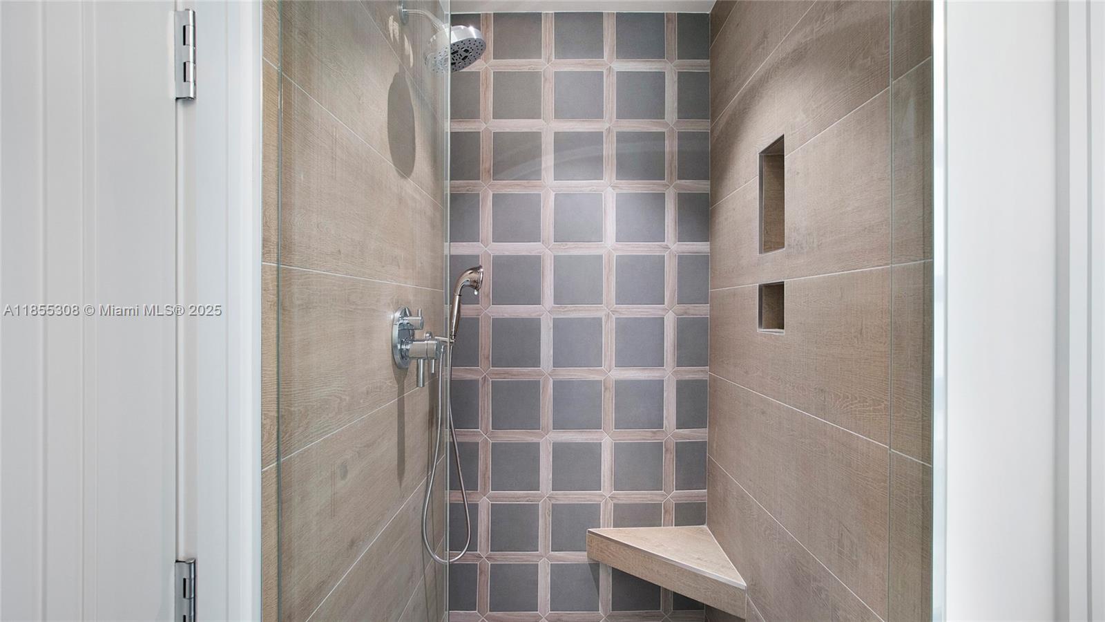 BROOKSIDE - Residential