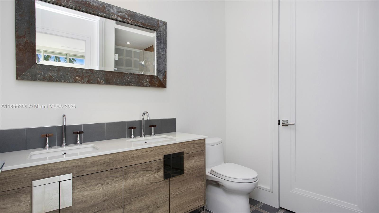 BROOKSIDE - Residential