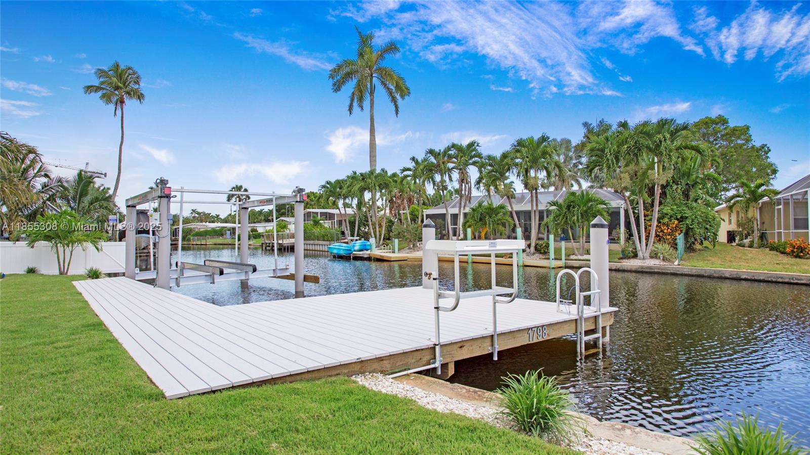 BROOKSIDE - Residential