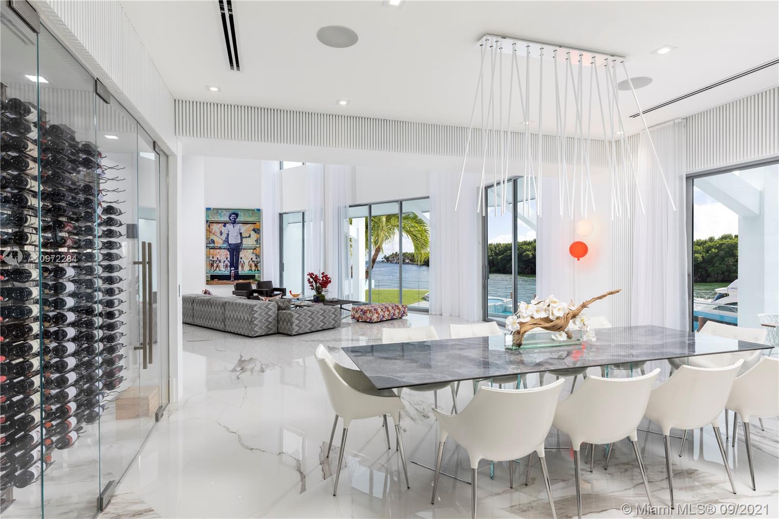 SUNRISE HARBOUR REV PL - Residential