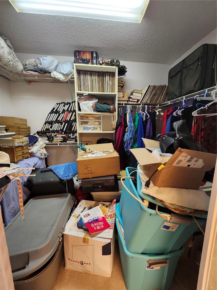 TRENT CONDOMINIUM H - Residential