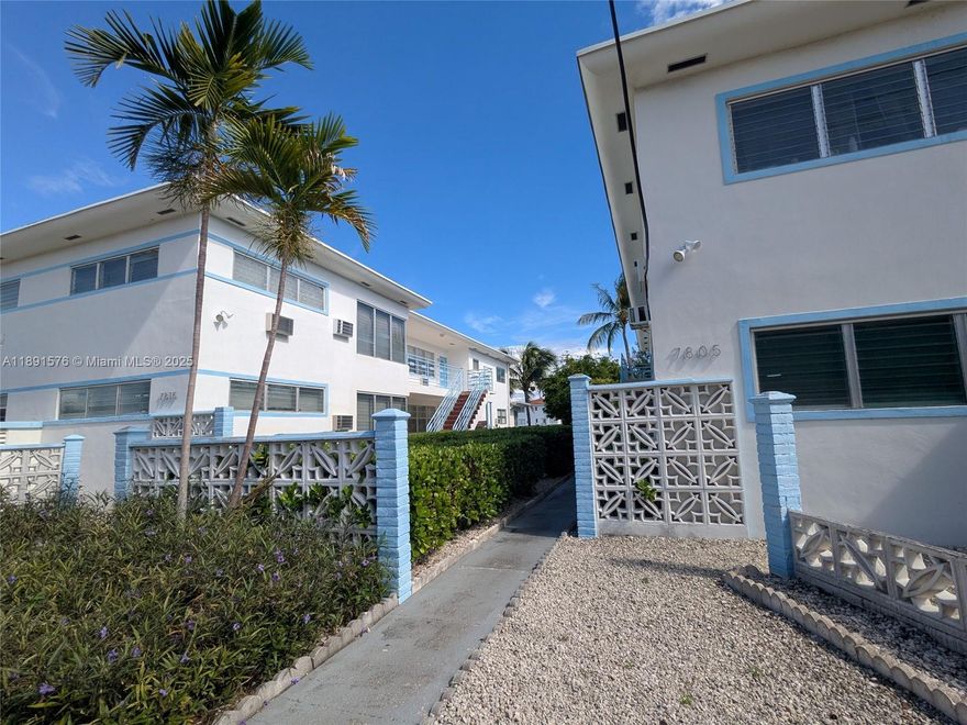 This beautifully renovated studio is situated on the first floor of a charming, small building along the scenic Tatum Waterway in Miami Beach, directly across from Crespi Park. The unit features a brand-new kitchen with modern appliances, updated flooring throughout, and has been freshly painted to create a clean, modern look. Laundry facility on premise, street parking available for residents.
