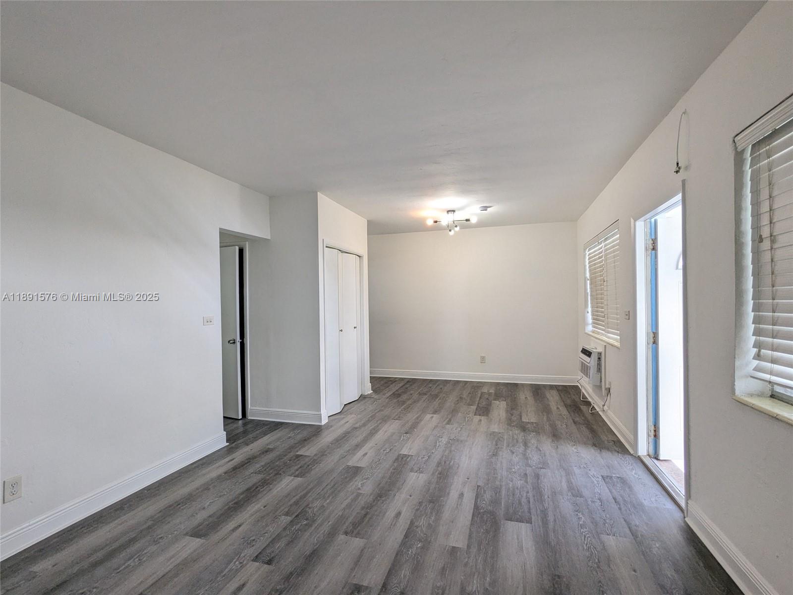 BISCAYNE BCH SUB - Residential Lease