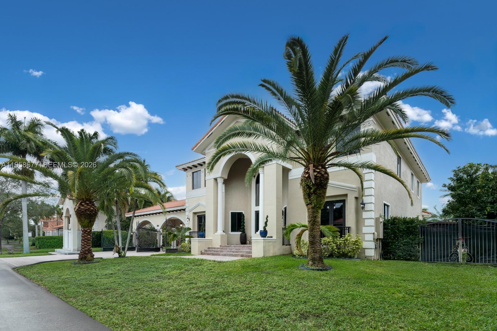 CUTLER CAY - Residential