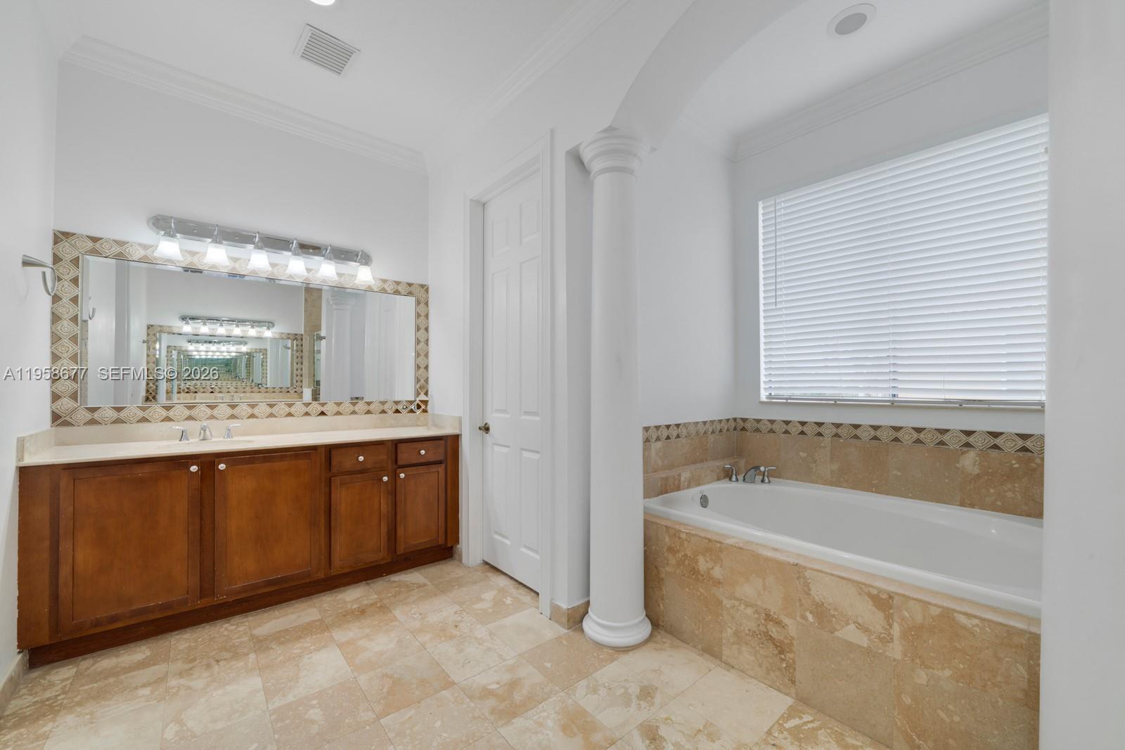 CUTLER CAY - Residential