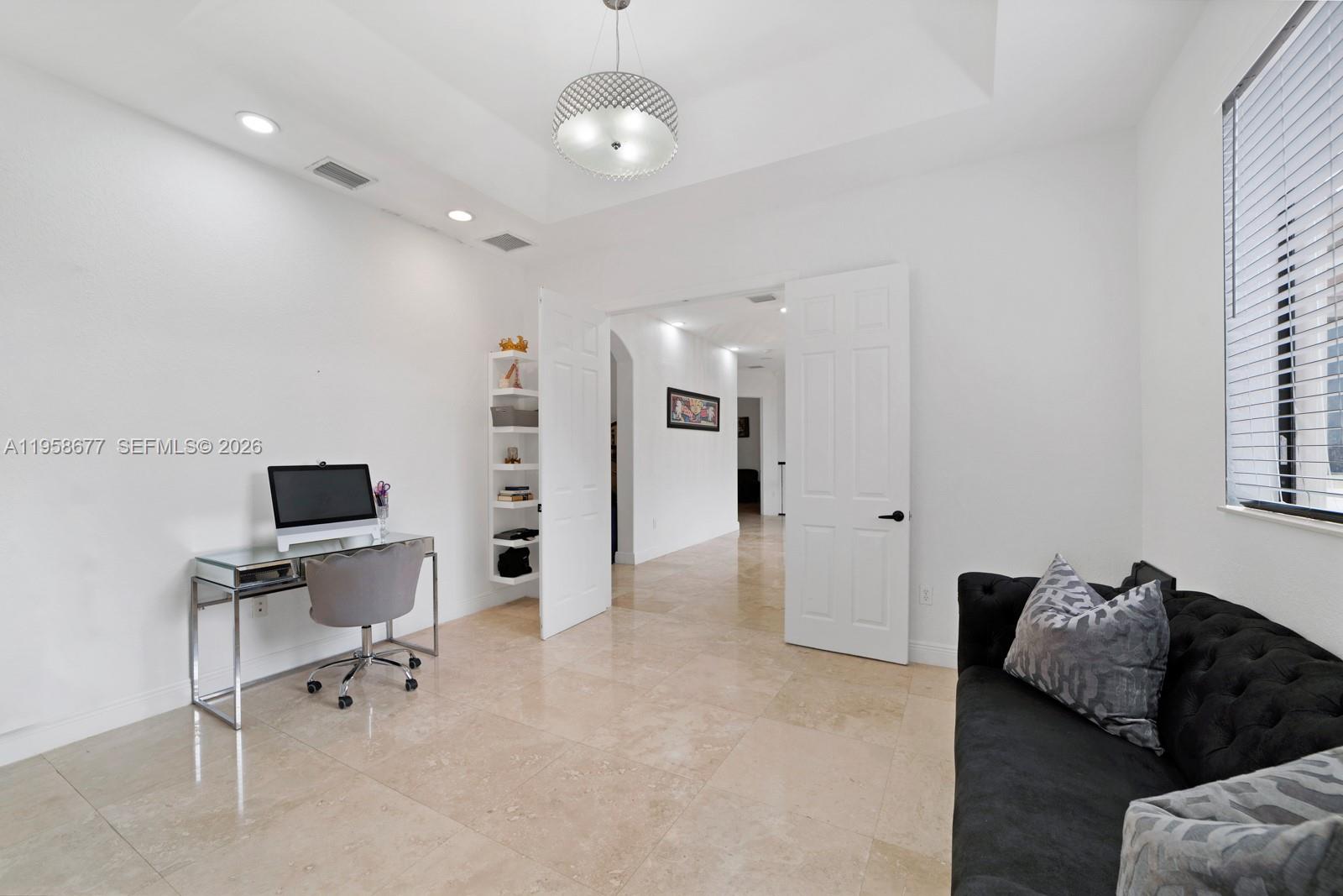 CUTLER CAY - Residential