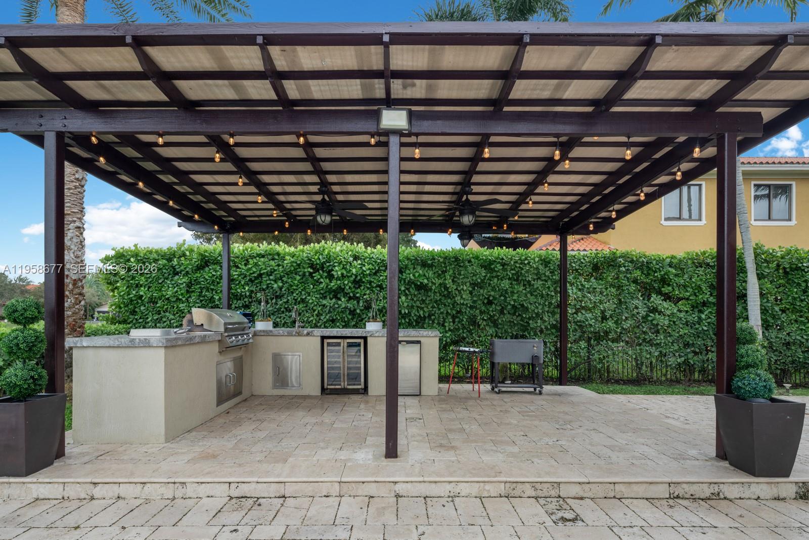 CUTLER CAY - Residential