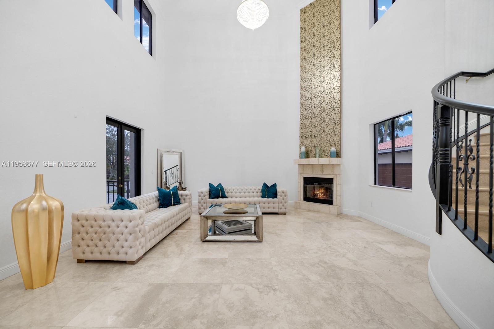 CUTLER CAY - Residential