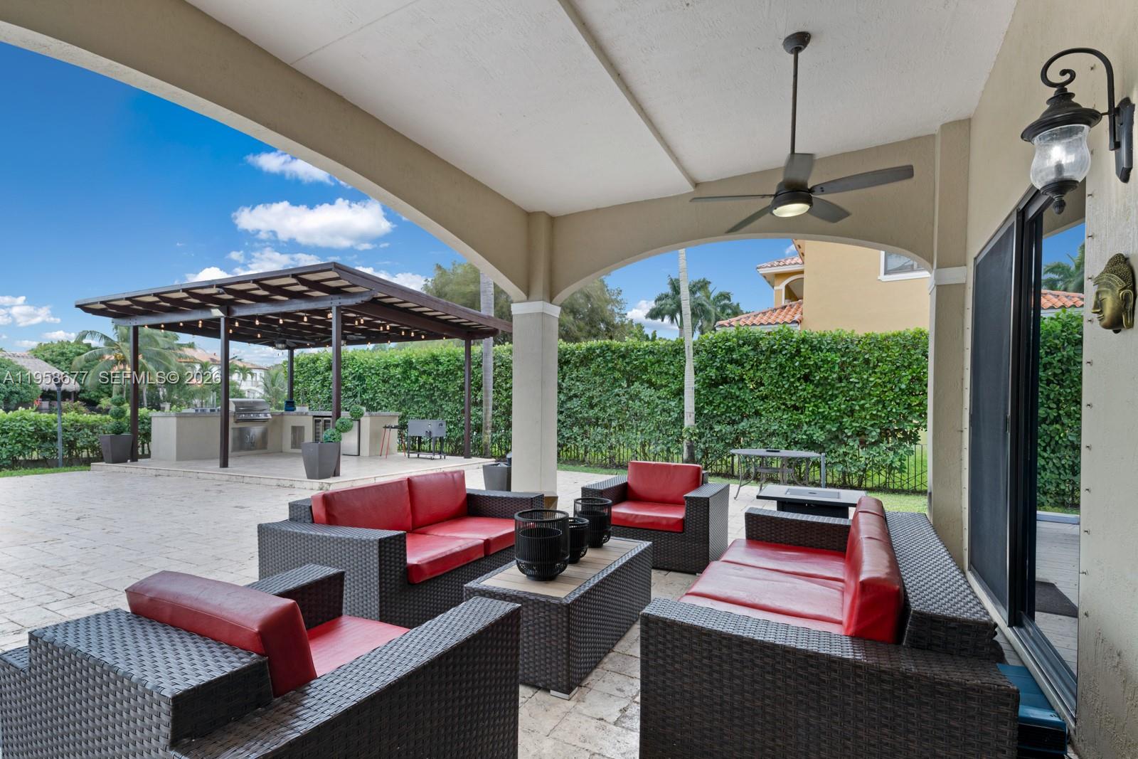 CUTLER CAY - Residential