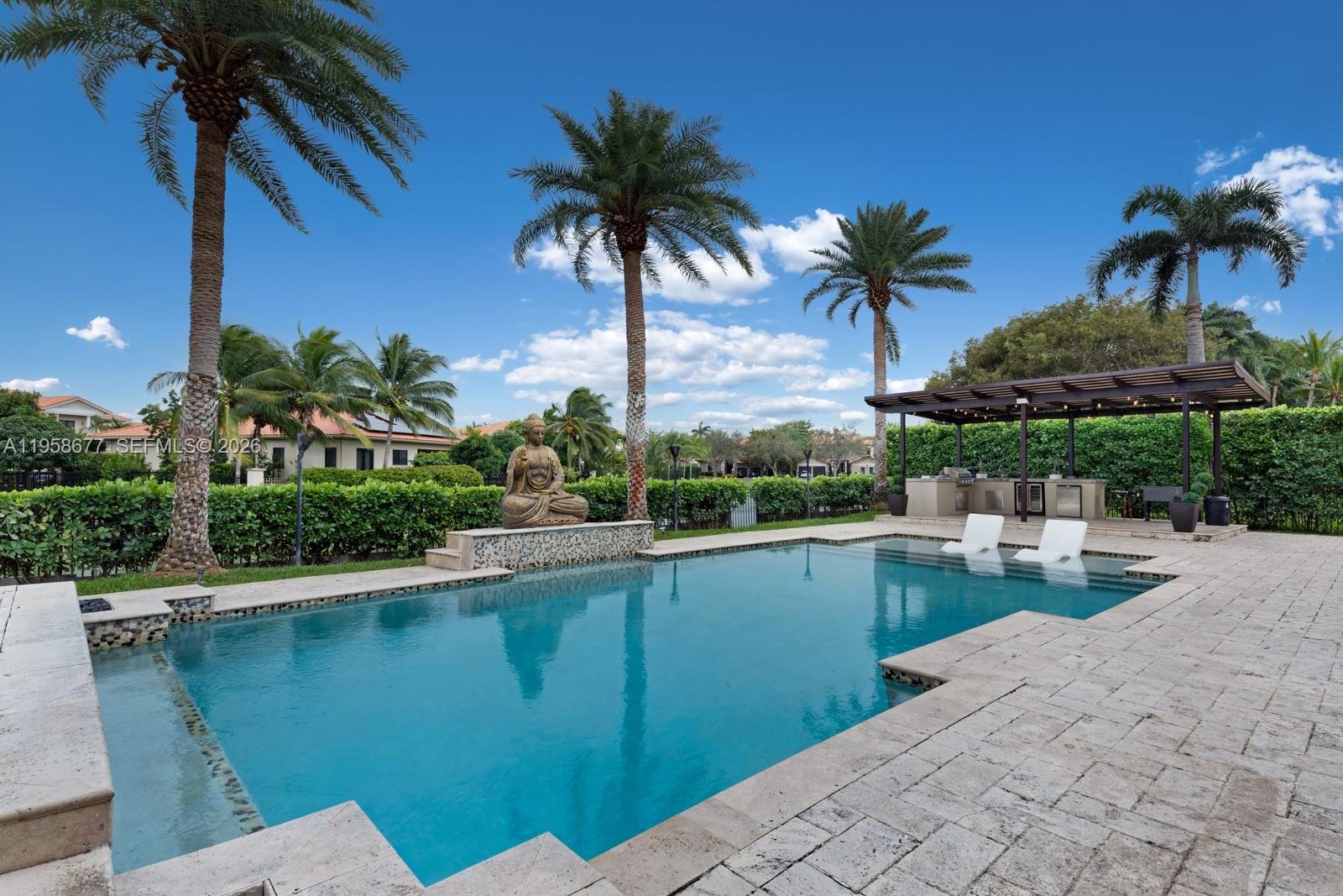 CUTLER CAY - Residential