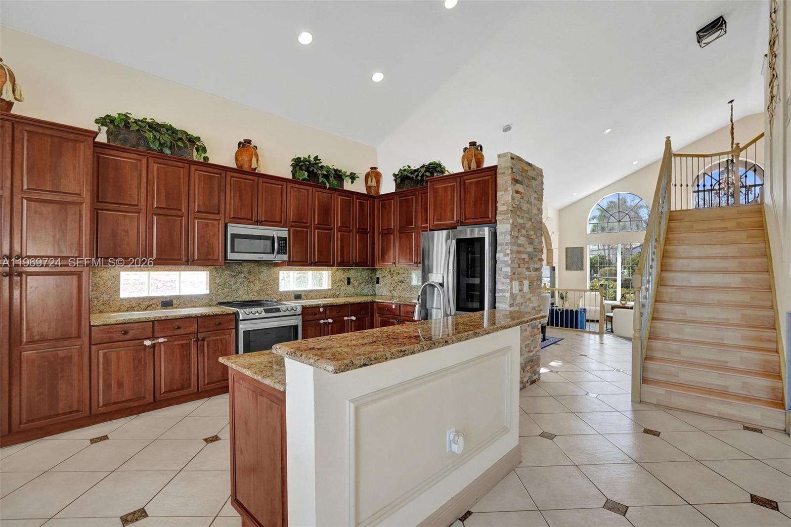 SILVER LAKES PHASE III RE - Residential Lease