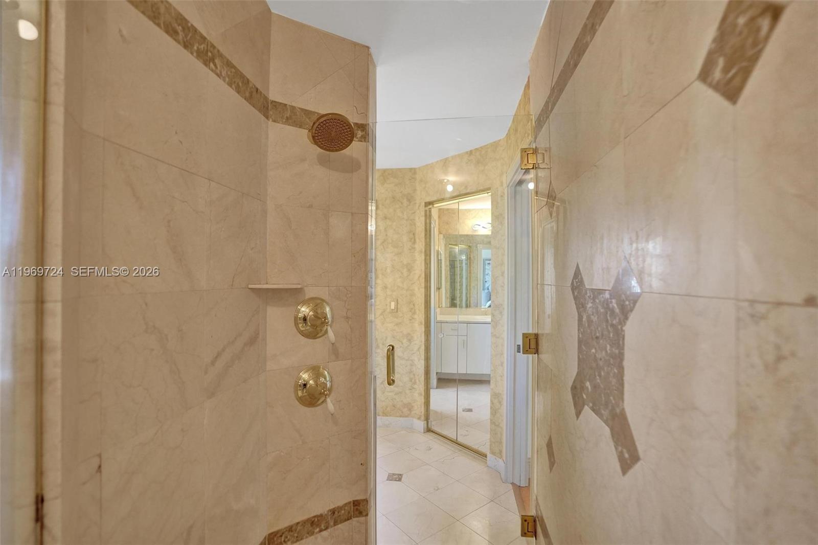 SILVER LAKES PHASE III RE - Residential Lease