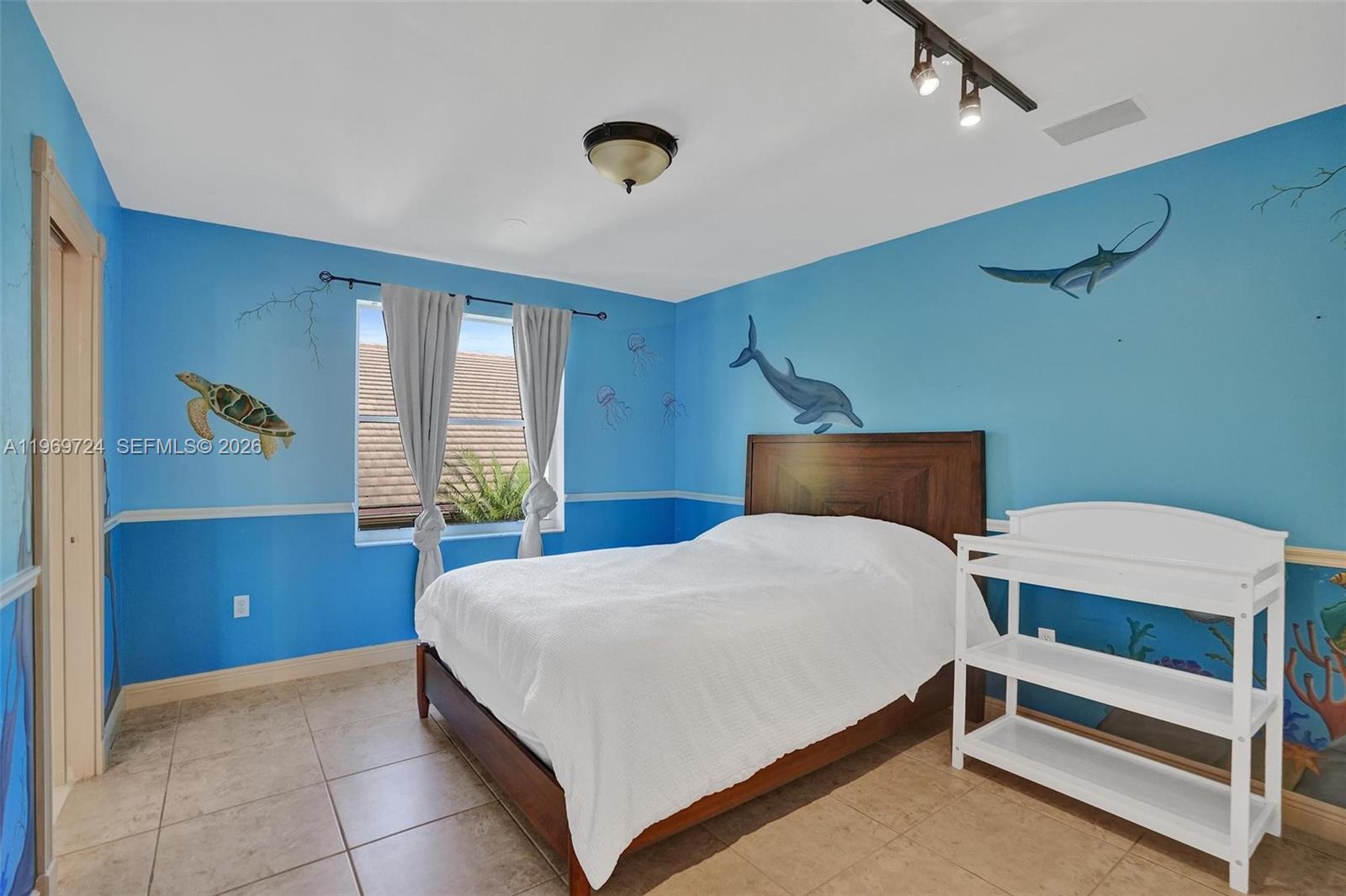 SILVER LAKES PHASE III RE - Residential Lease