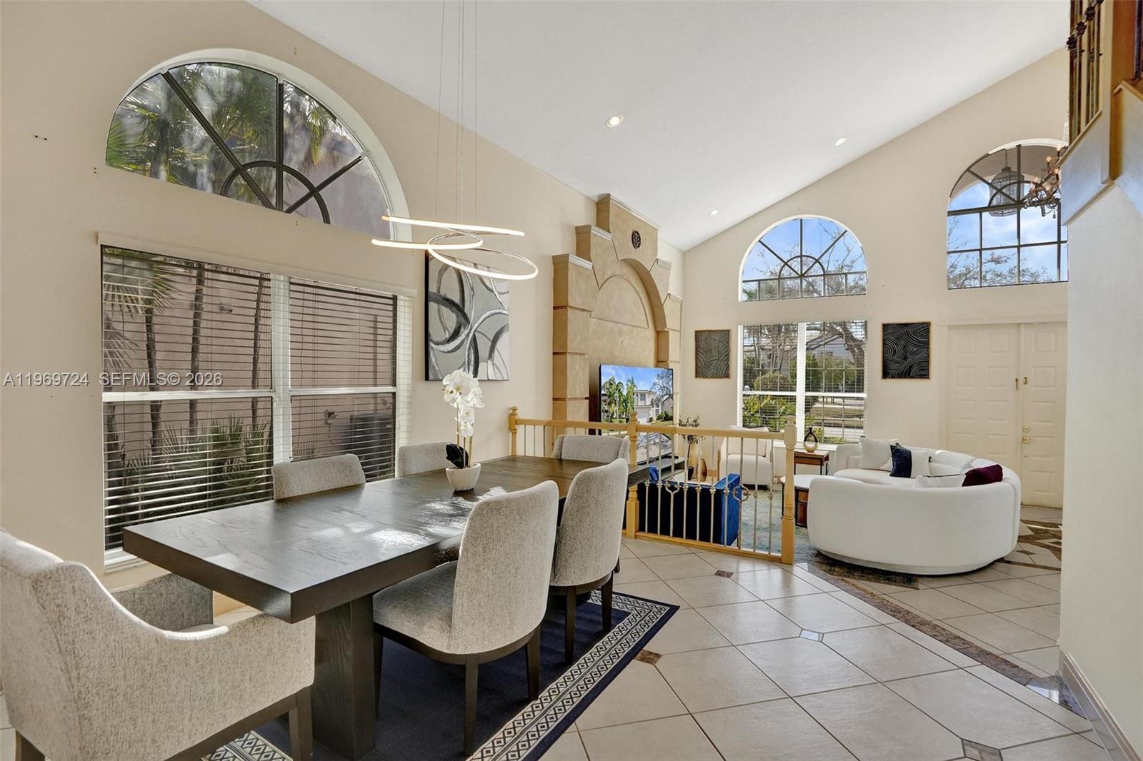 SILVER LAKES PHASE III RE - Residential Lease