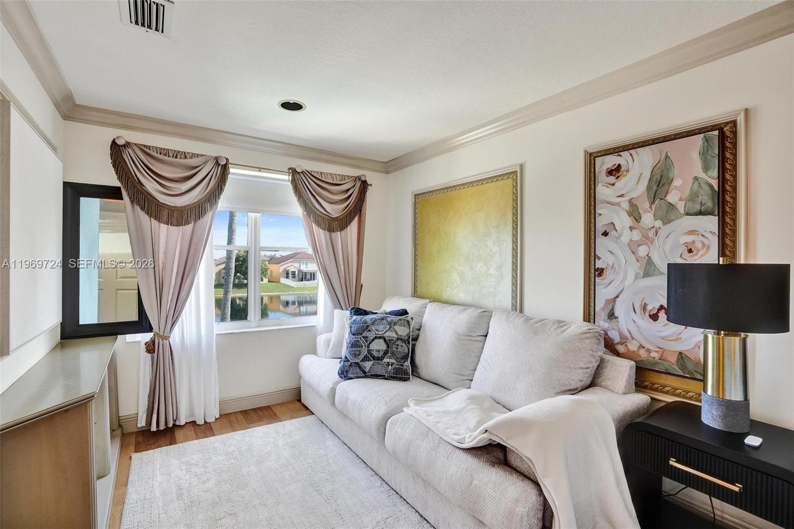 SILVER LAKES PHASE III RE - Residential Lease