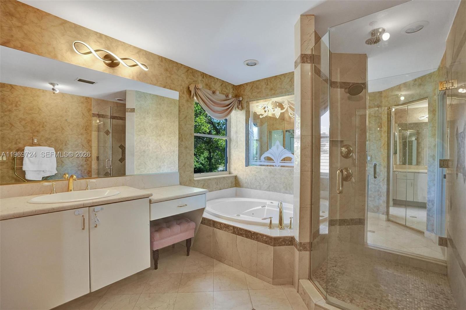 SILVER LAKES PHASE III RE - Residential Lease