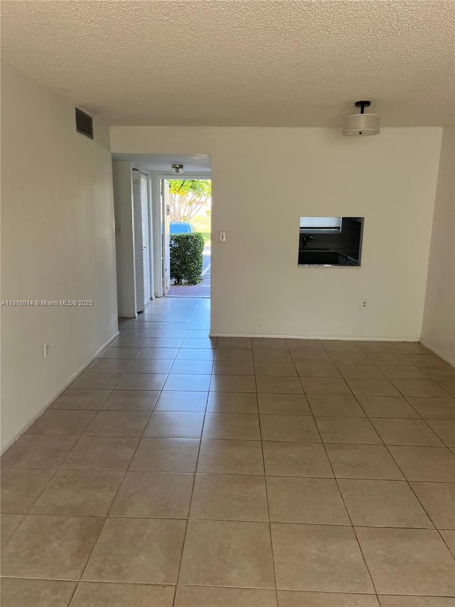 SUNRISE LAKES 53 CONDO - Residential Lease