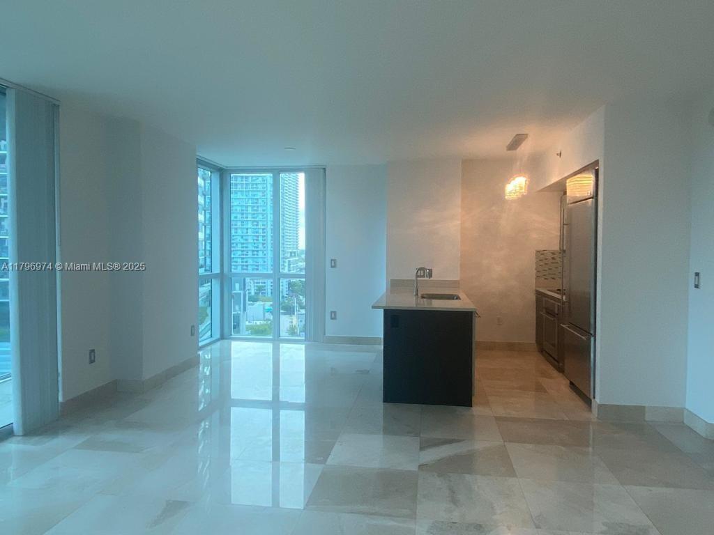Rental Property at 55 Se 6th St 1502, Miami, Broward County, Florida - Bedrooms: 2 
Bathrooms: 2  - $4,400 MO.