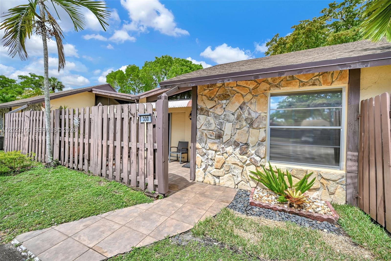 VILLAS AT CARRIAGE HILLS - Residential