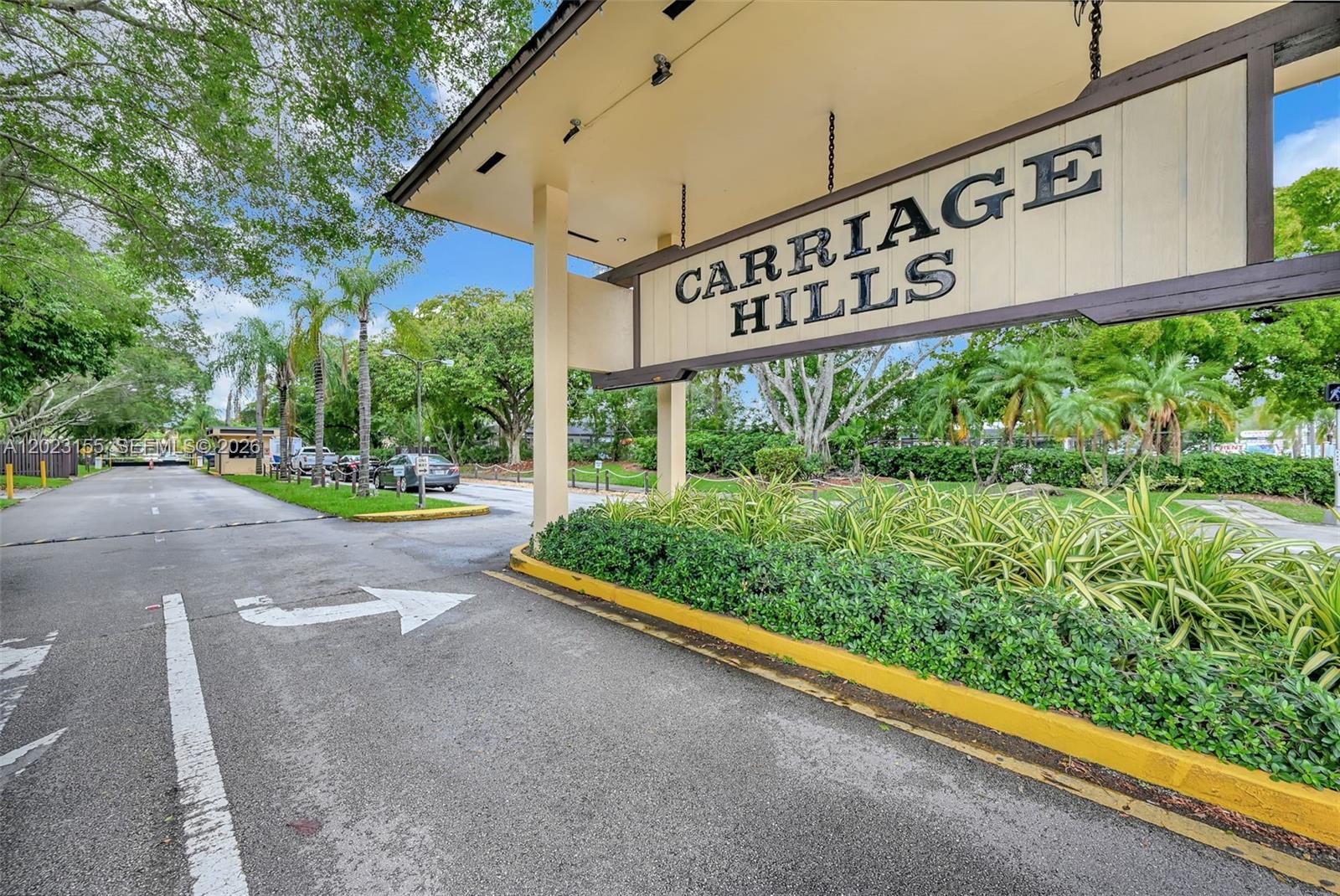 VILLAS AT CARRIAGE HILLS - Residential