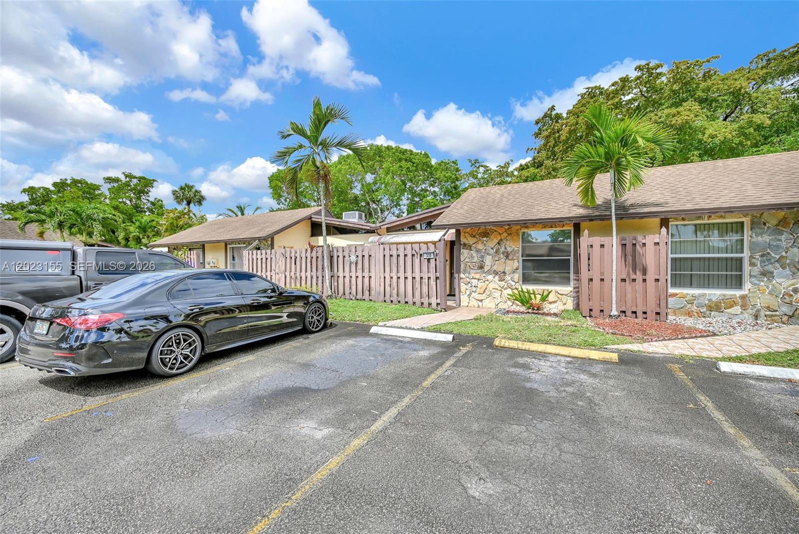 VILLAS AT CARRIAGE HILLS - Residential