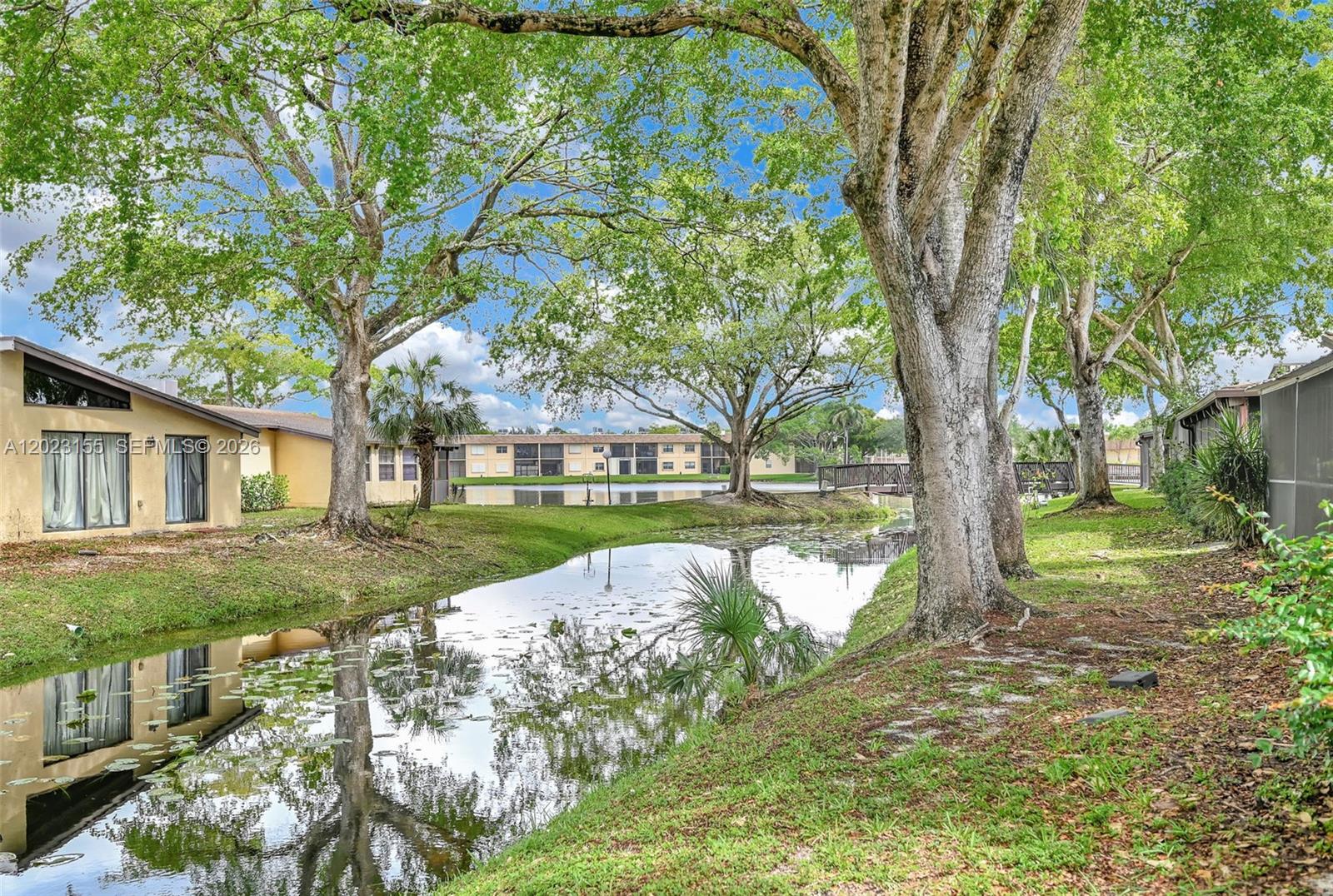 VILLAS AT CARRIAGE HILLS - Residential