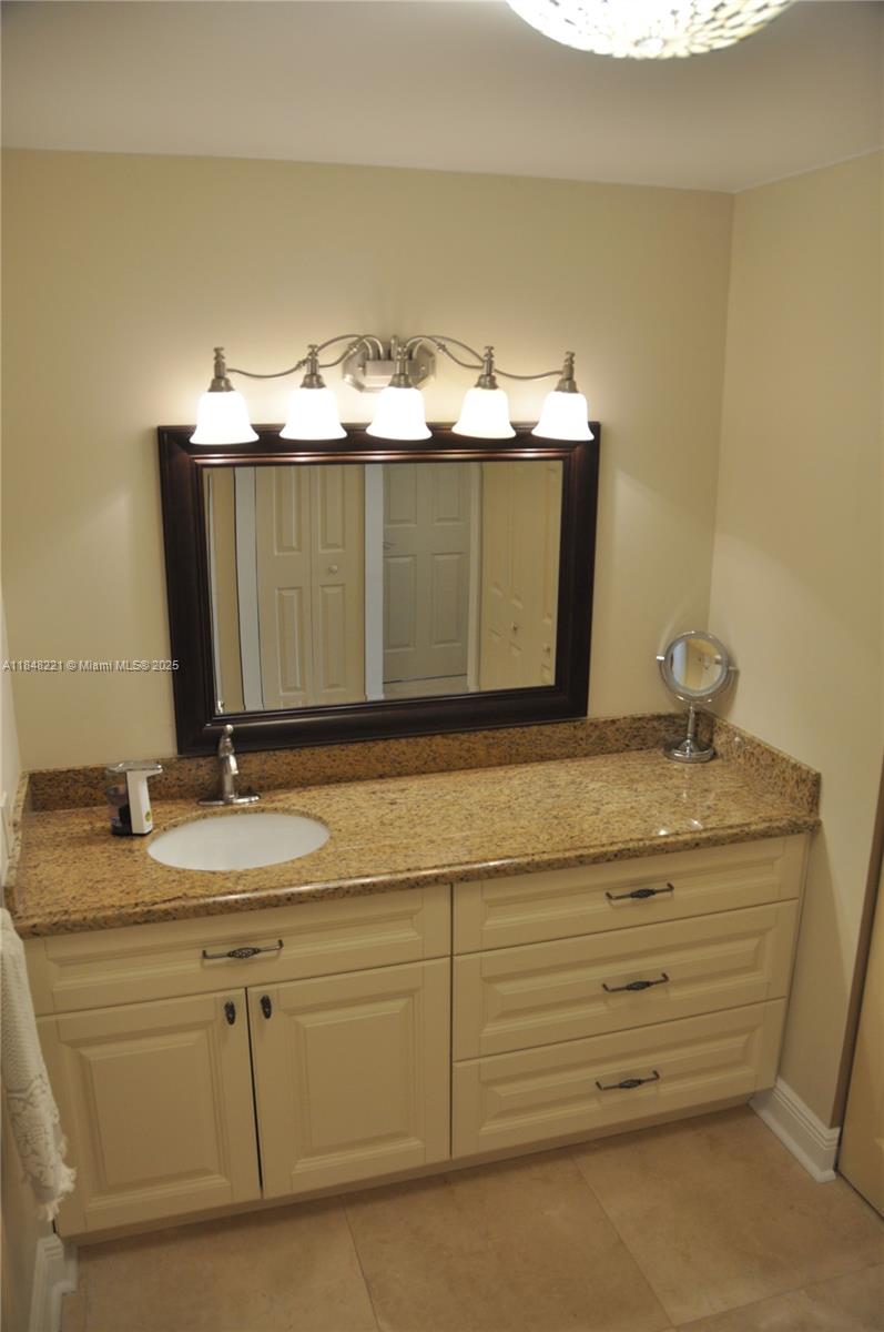 FLAMENCO CONDO TOWER II - Residential