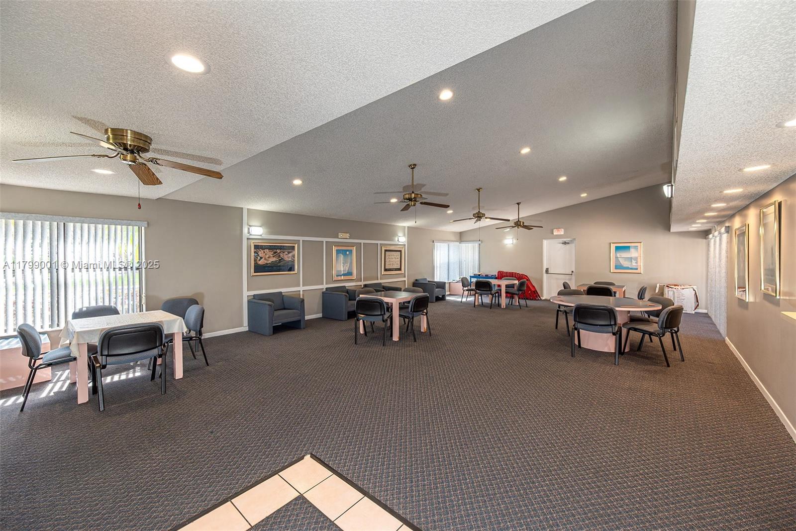 APPLEWOOD VILLAGE I-D CON - Residential