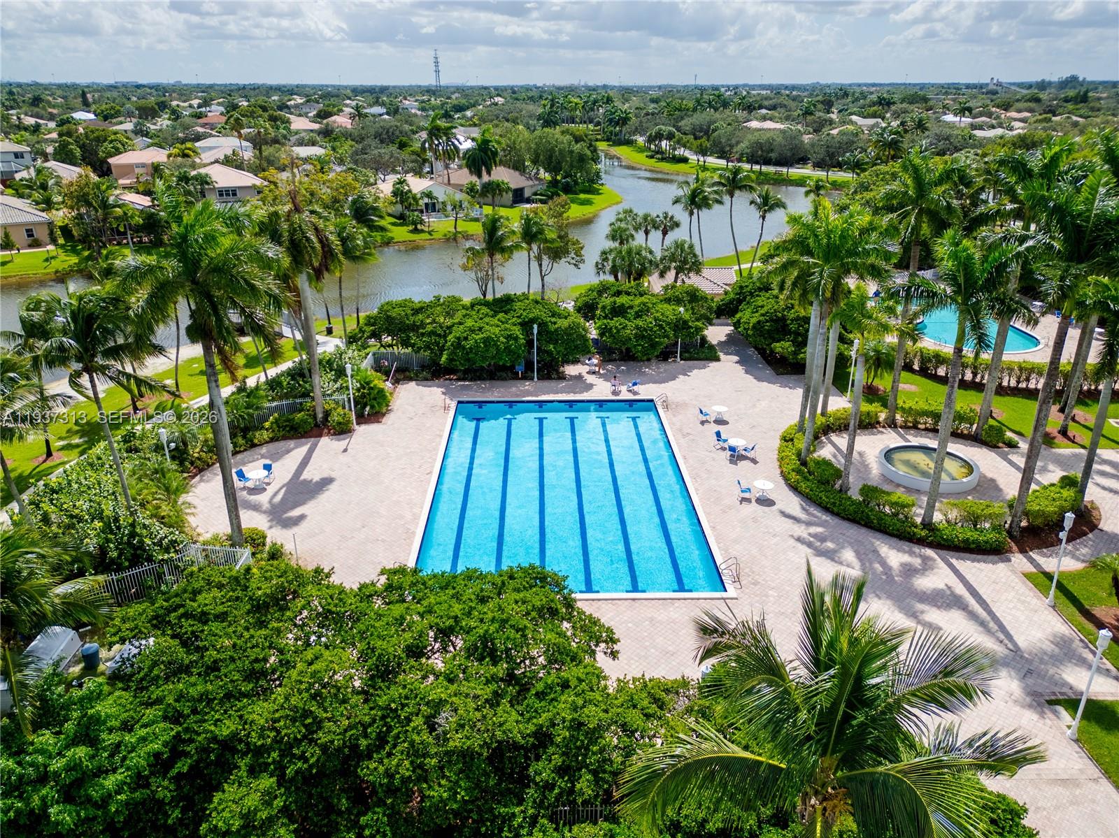 PEMBROKE ISLES IV - Residential