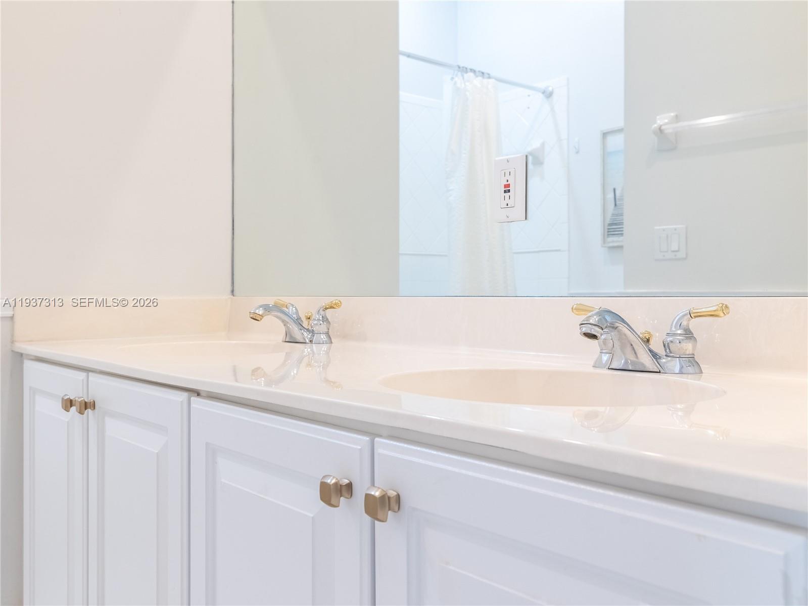 PEMBROKE ISLES IV - Residential