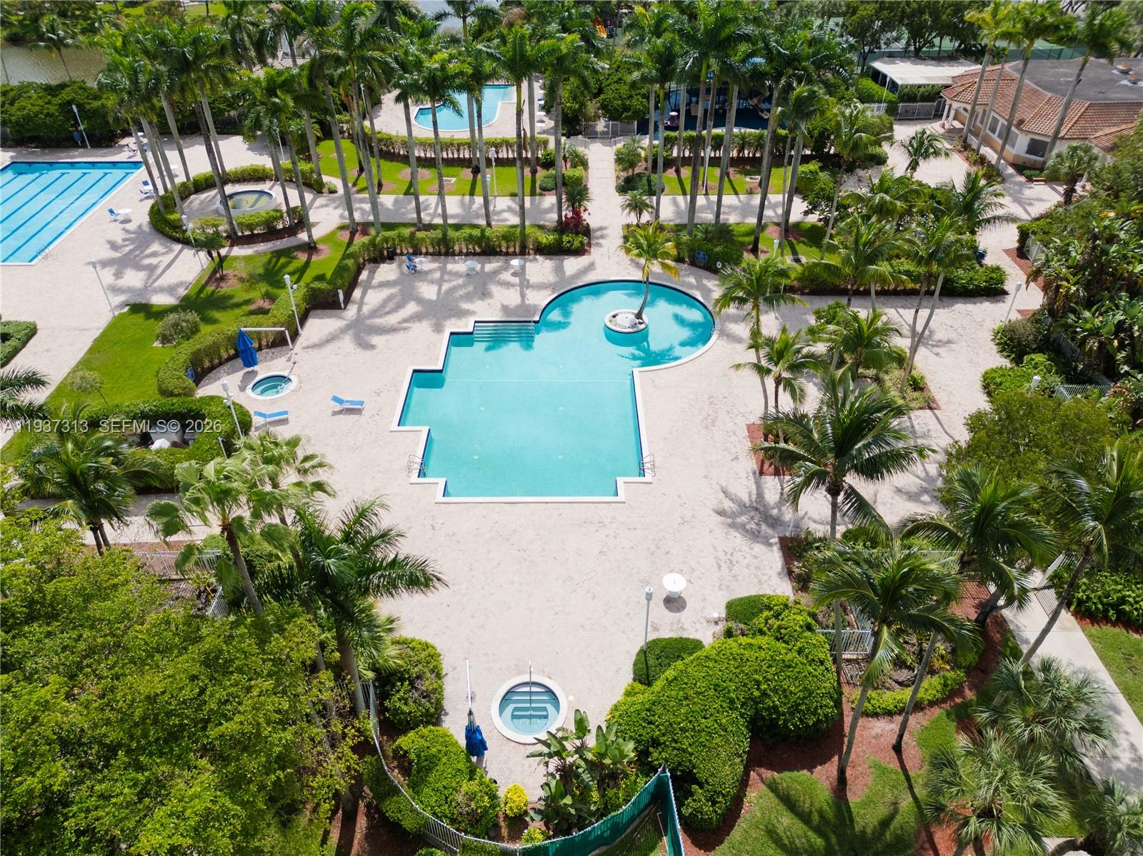 PEMBROKE ISLES IV - Residential