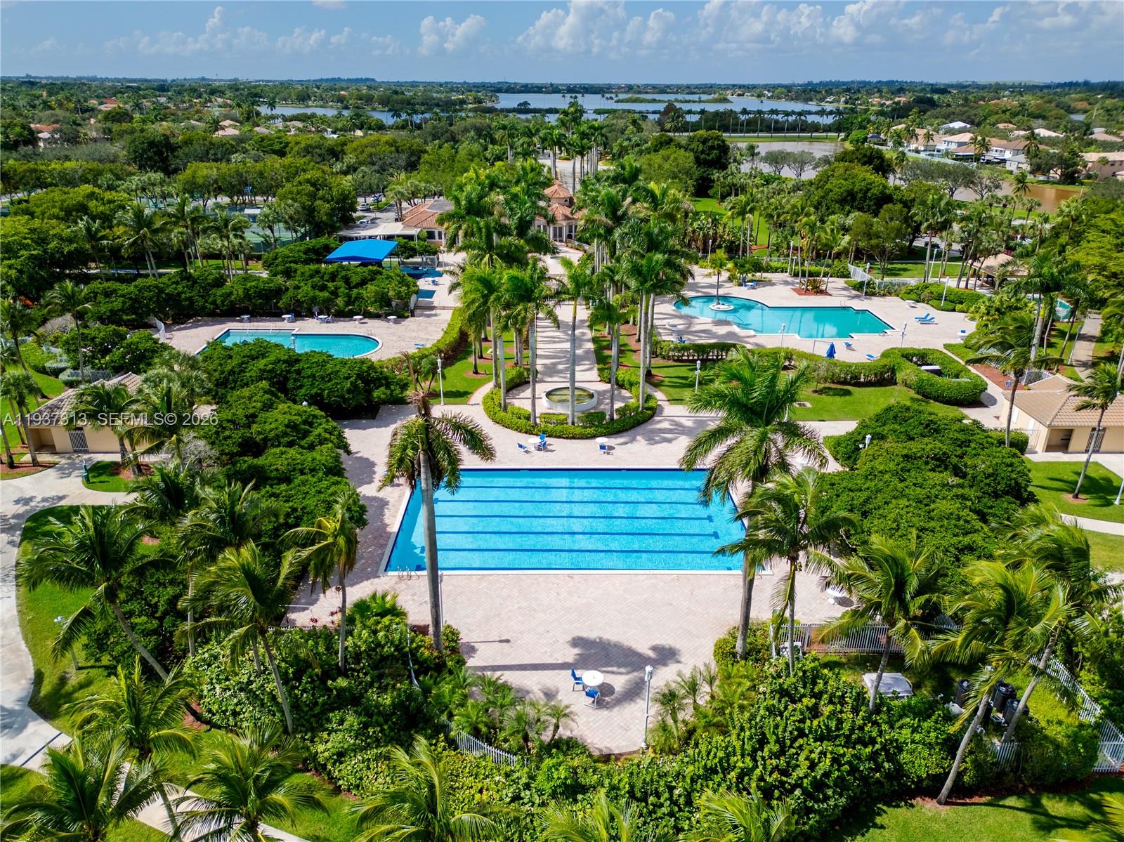 PEMBROKE ISLES IV - Residential