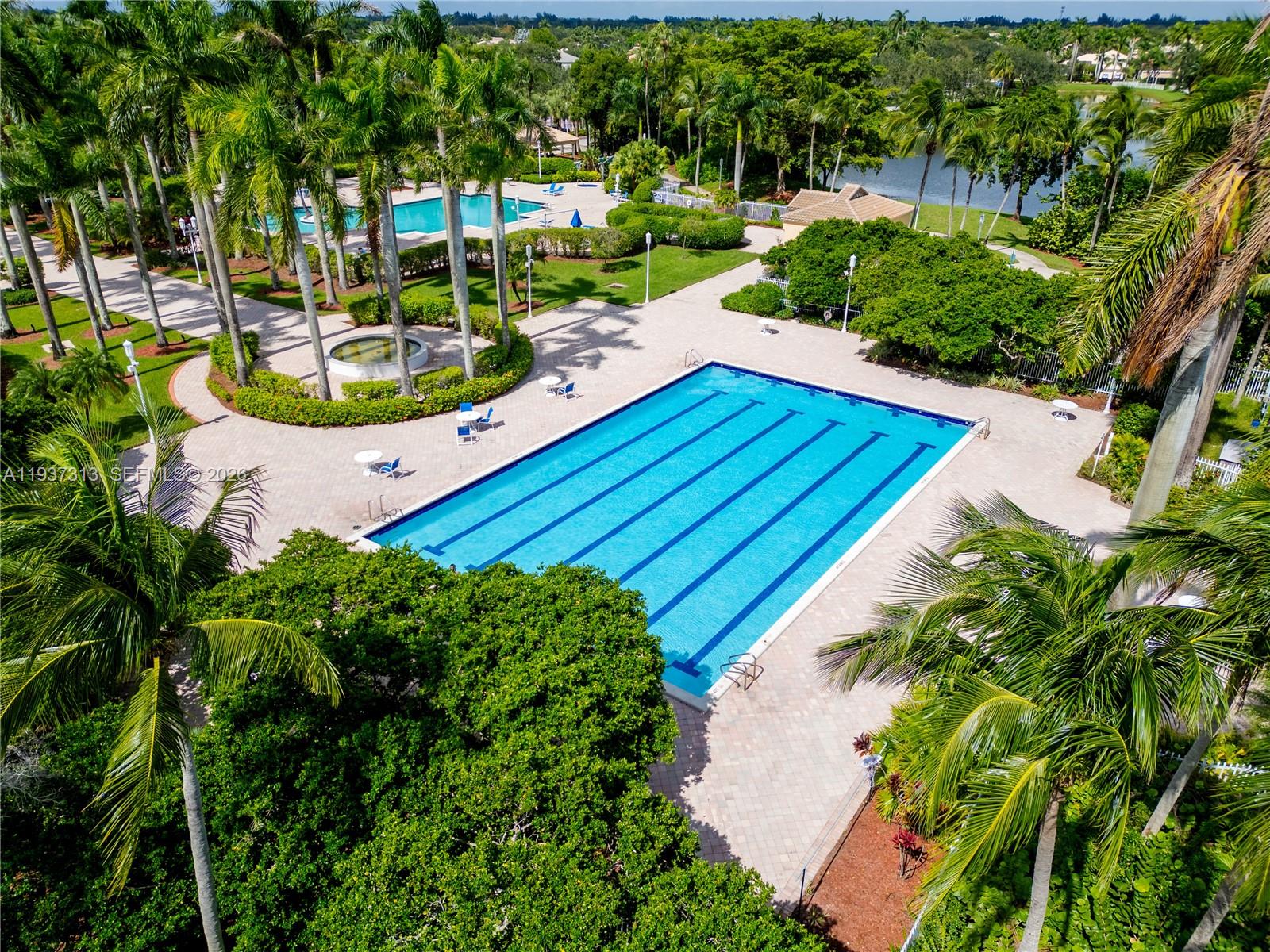 PEMBROKE ISLES IV - Residential