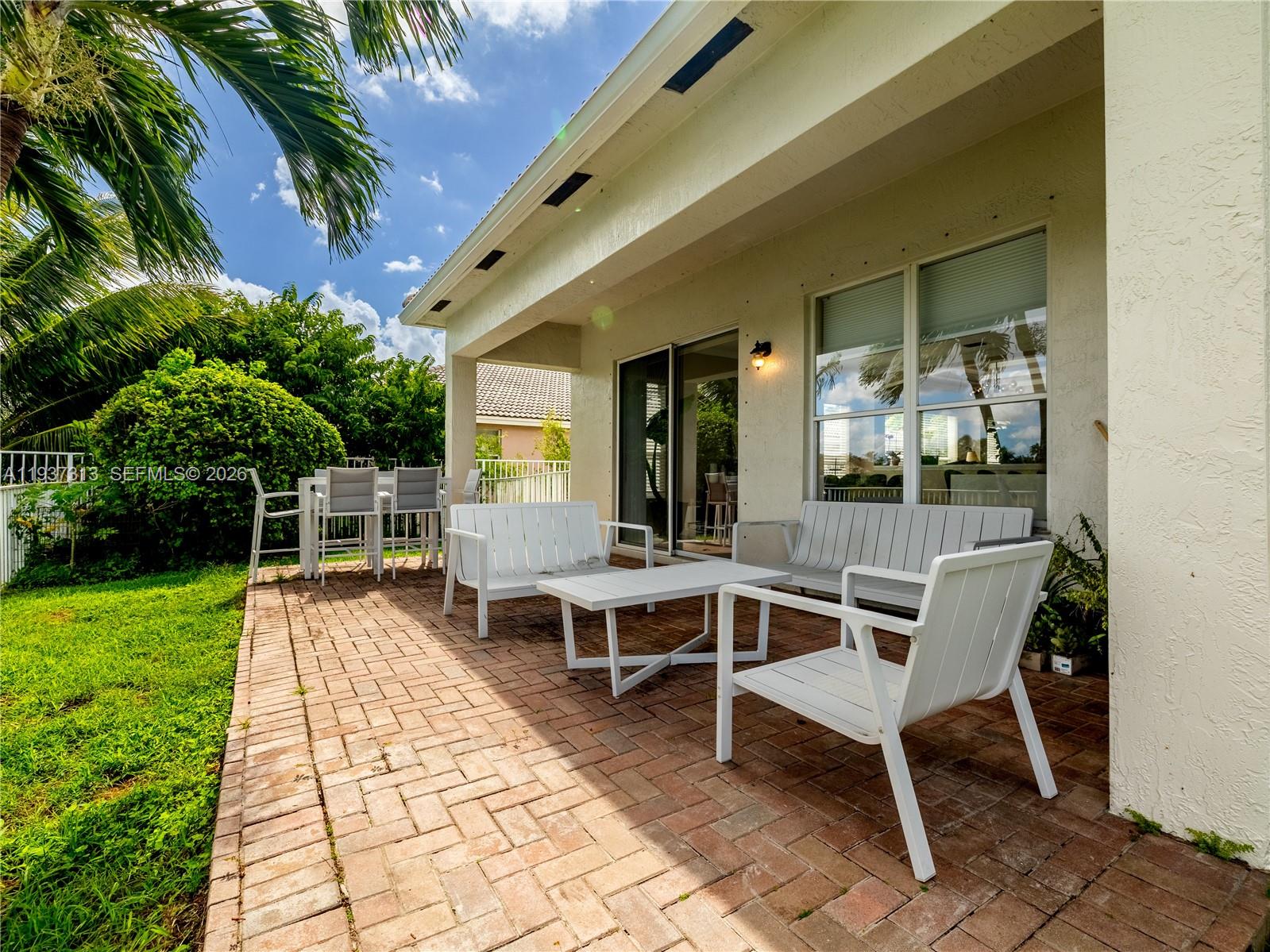 PEMBROKE ISLES IV - Residential