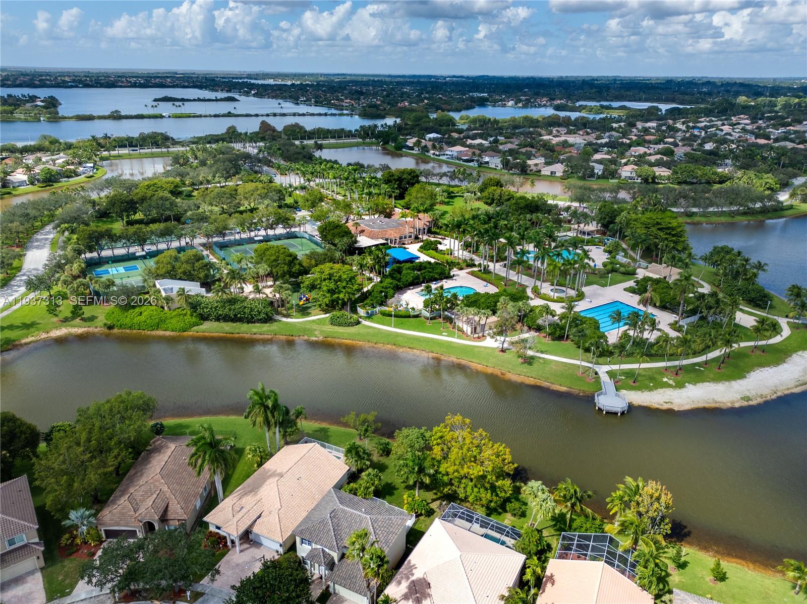 PEMBROKE ISLES IV - Residential