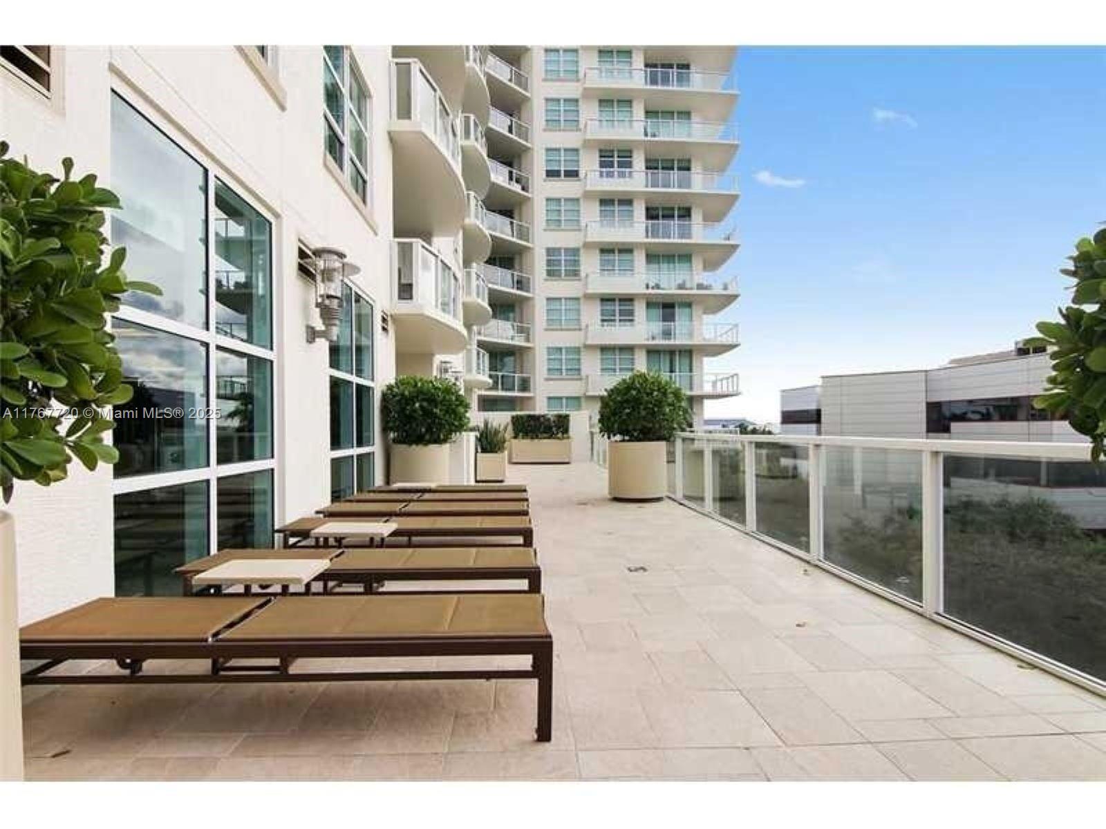 THE PORT RESIDENCES - Residential Lease