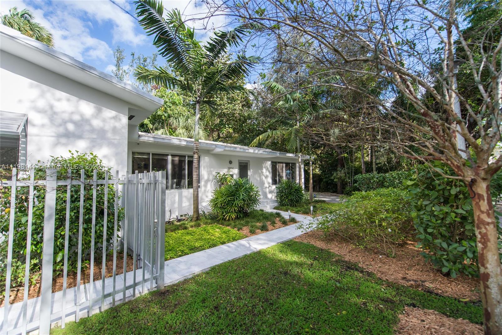 COCONUT GROVE PARK - Residential