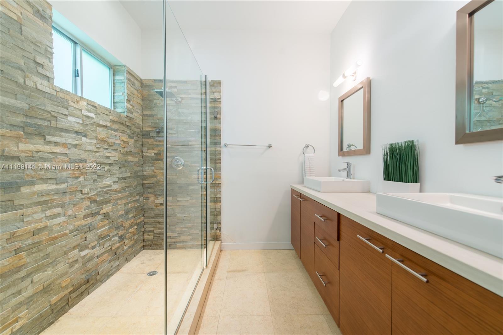 COCONUT GROVE PARK - Residential