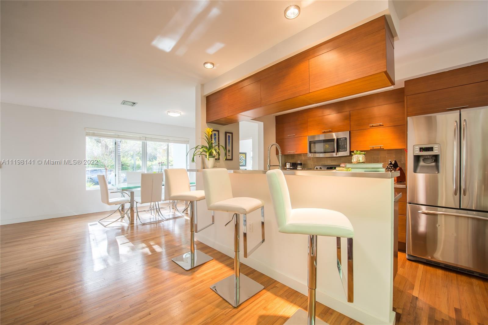 COCONUT GROVE PARK - Residential