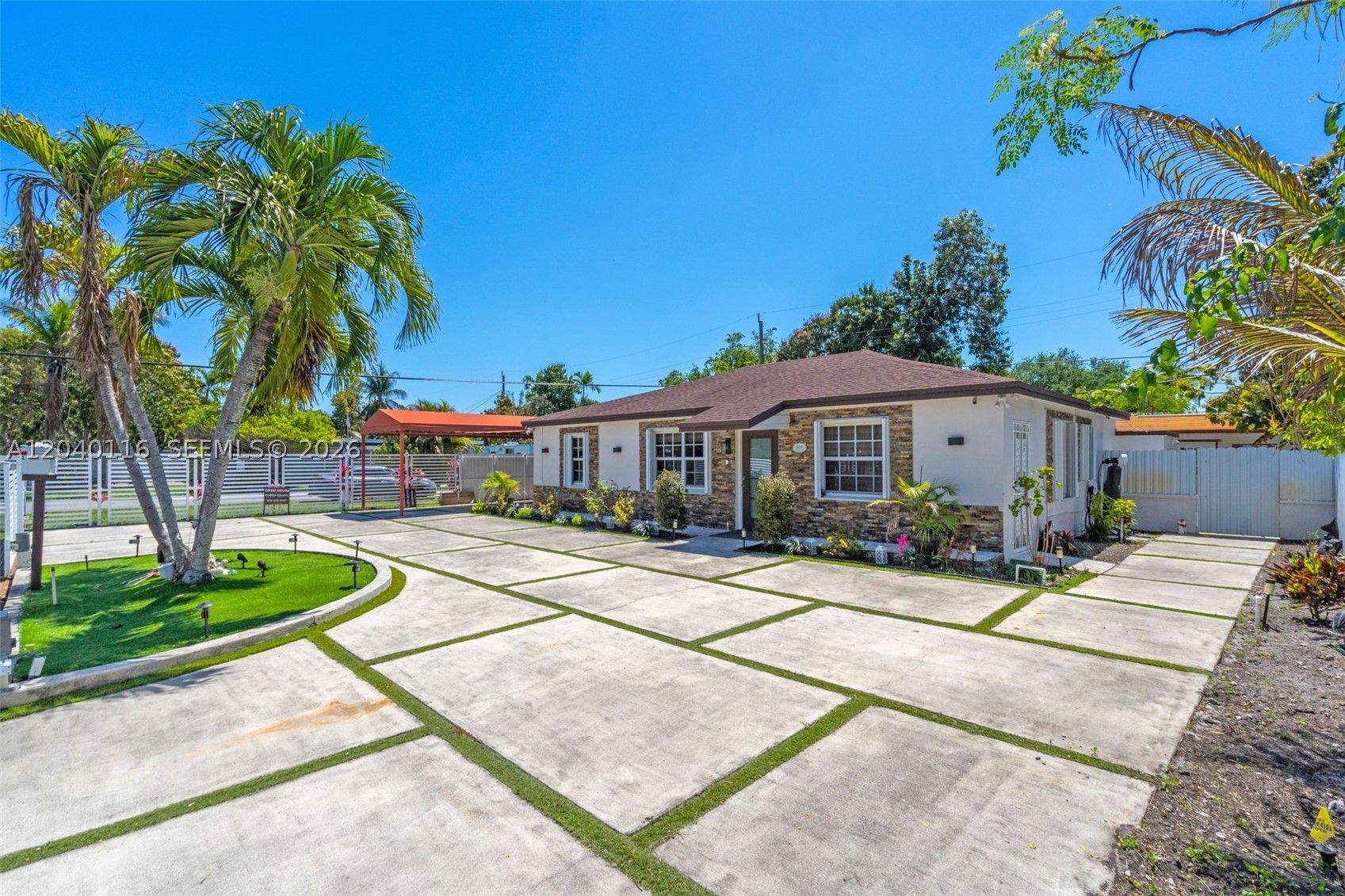 302 NW 100th St