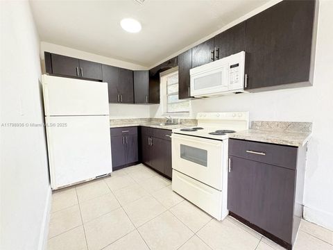 3460 NW 5th St Lauderhill FL 33311