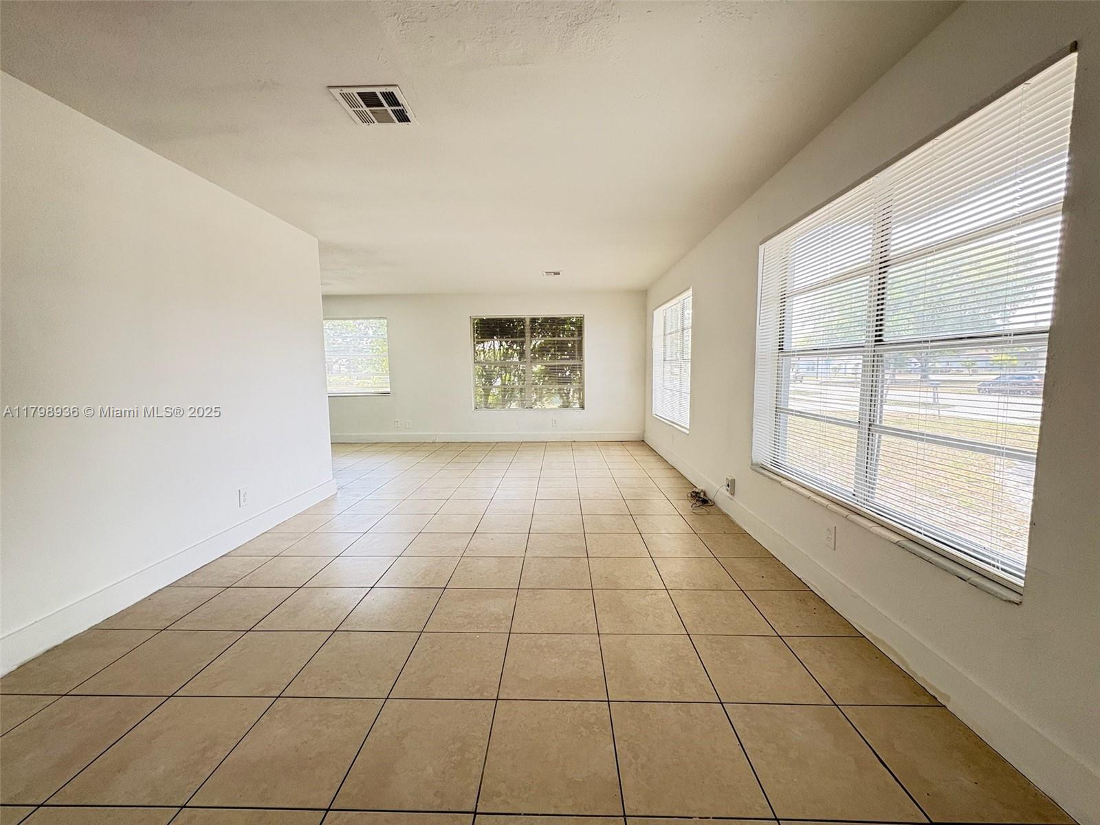 3460 NW 5th St