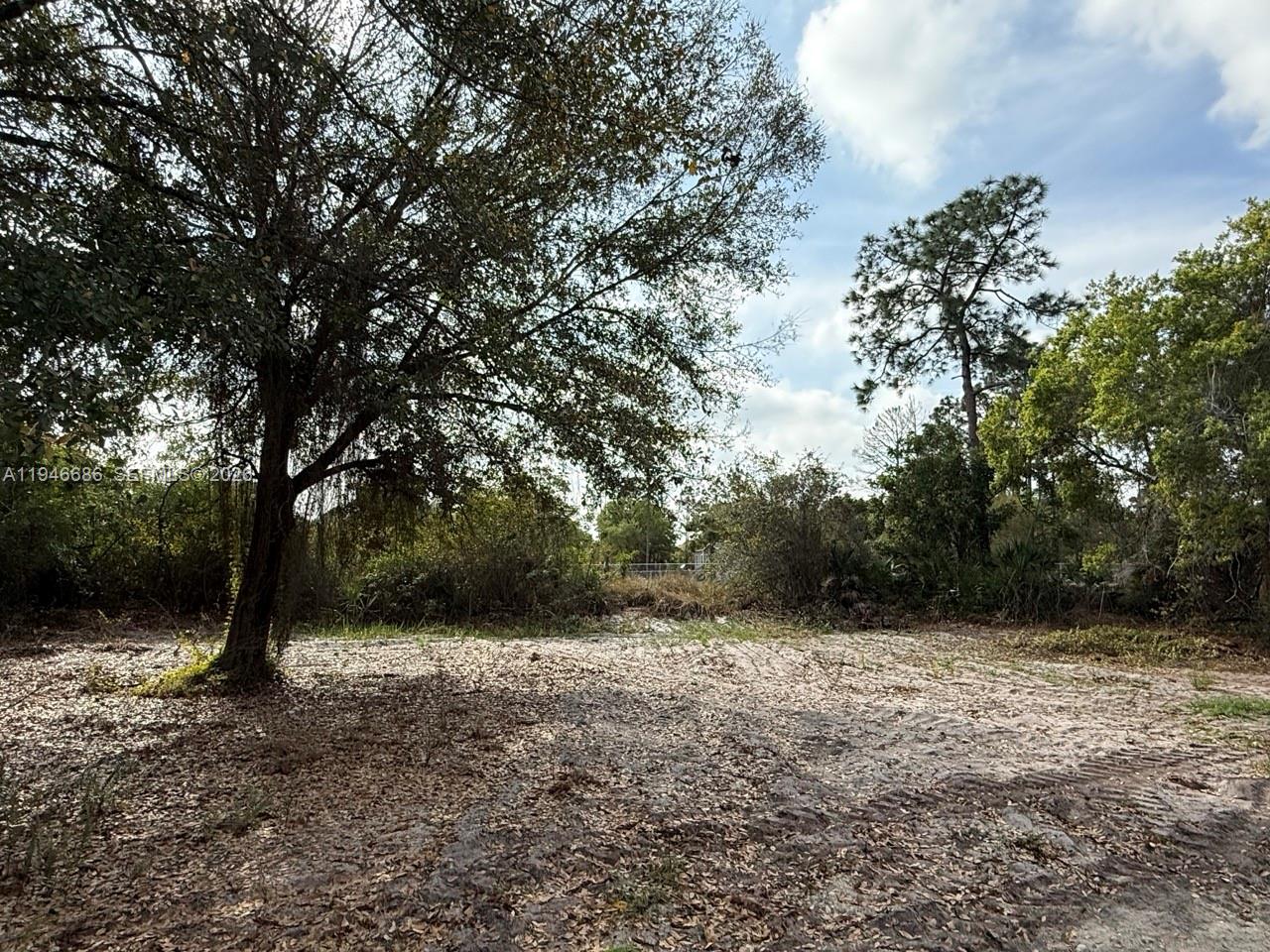 MONTURA RANCH ESTATES - Land